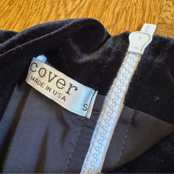 COVER Black Velvet Sleeveless One-Piece Swimsuit SPF 50 Sz Women’s Small NWOT - Picture 6 of 9